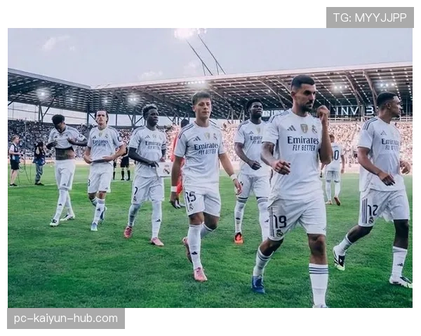 巨星扎堆，皇马进攻却越踢越失衡？